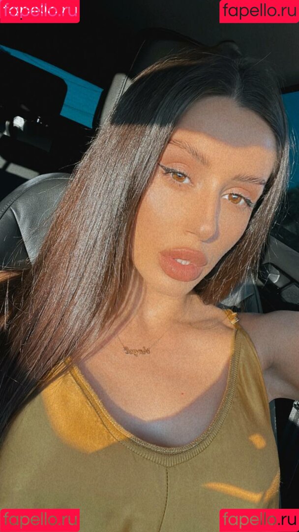 Adalline Onlyfans Photo Gallery 