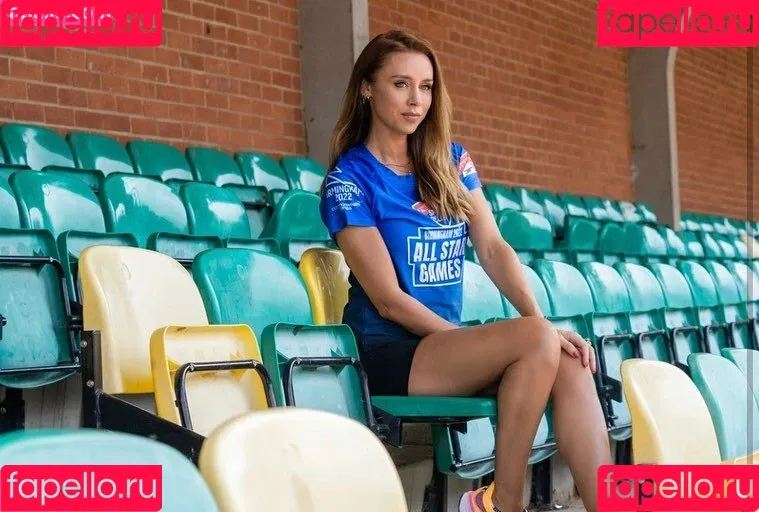 Una Healy Onlyfans Photo Gallery 