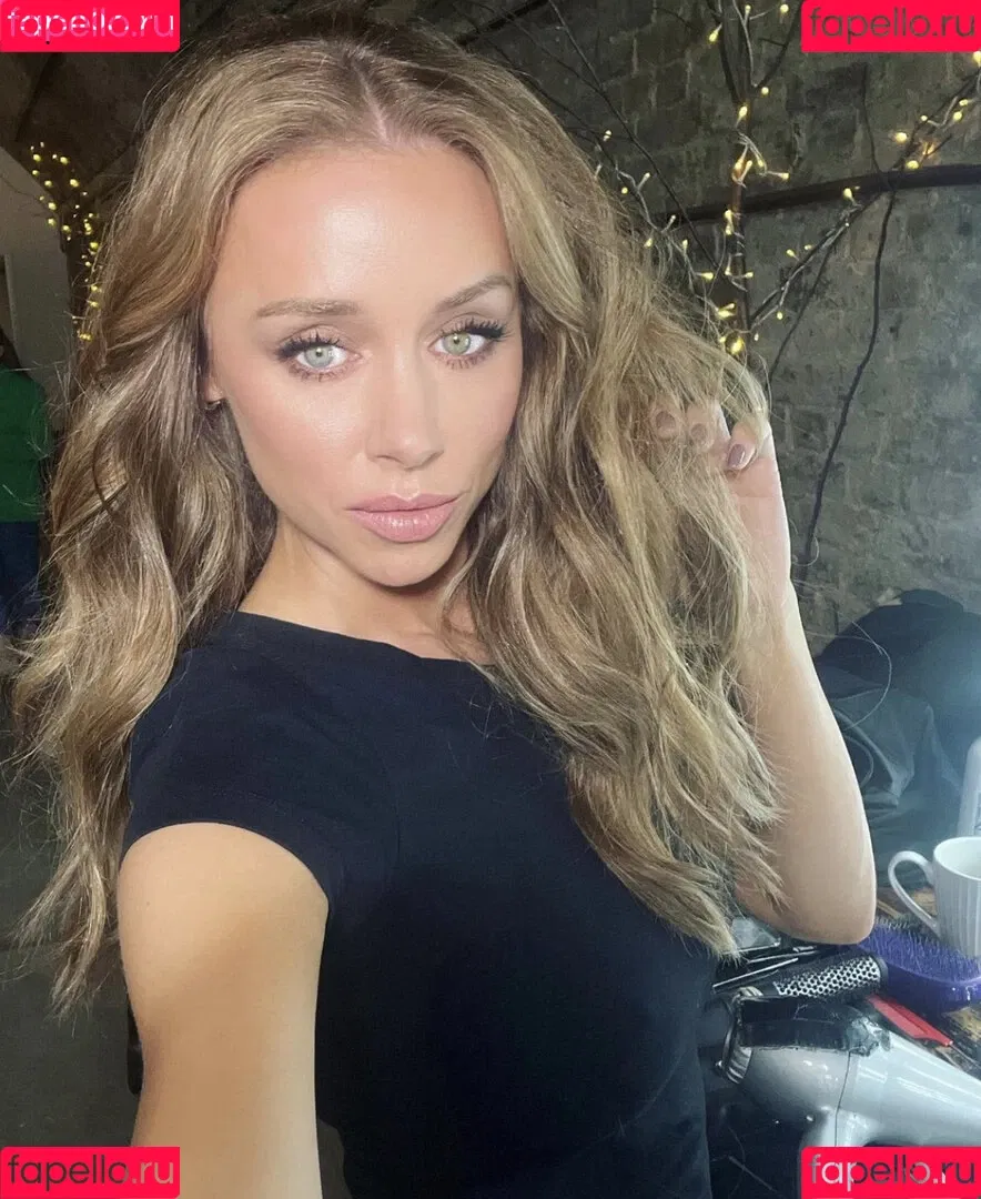 Una Healy Onlyfans Photo Gallery 