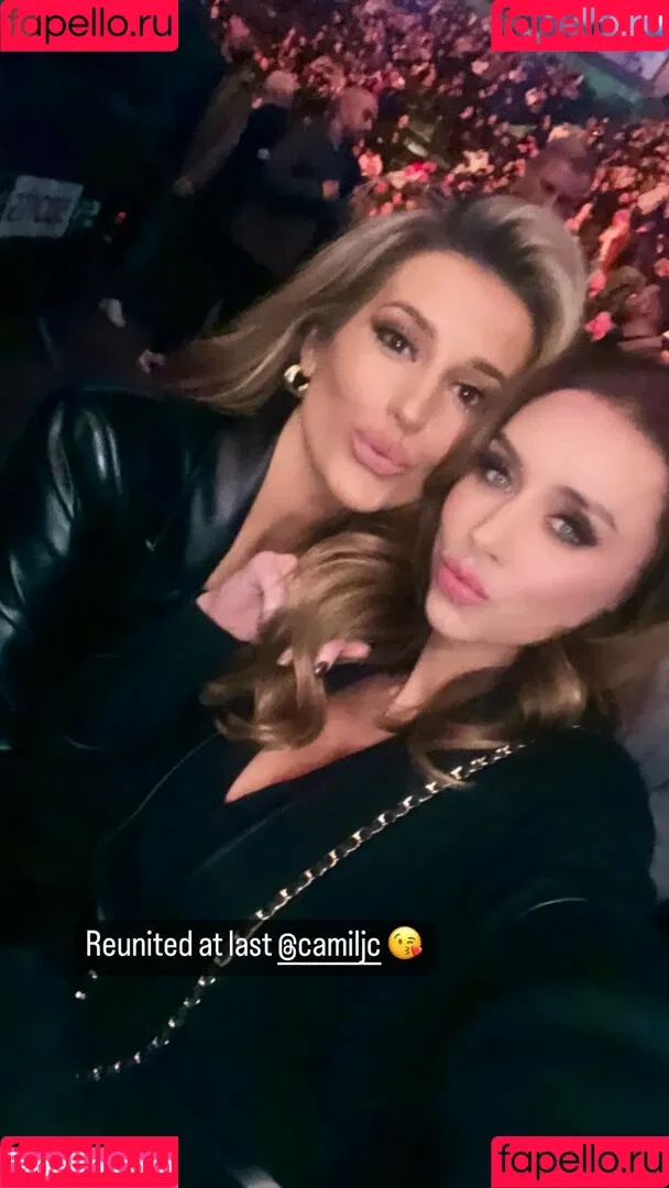 Una Healy Onlyfans Photo Gallery 