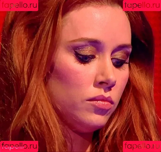 Una Healy Onlyfans Photo Gallery 