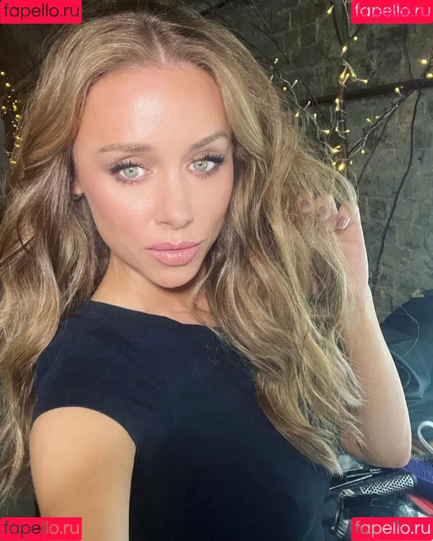 Una Healy Onlyfans Photo Gallery 