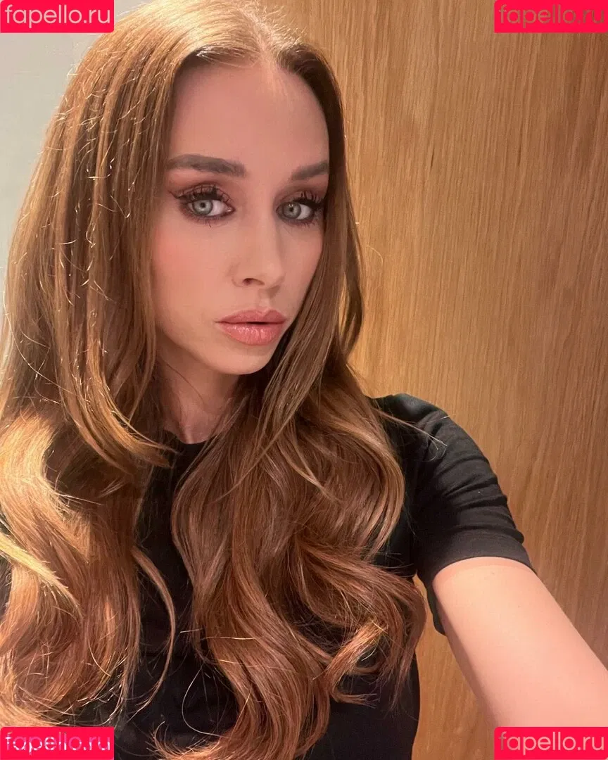 Una Healy Onlyfans Photo Gallery 
