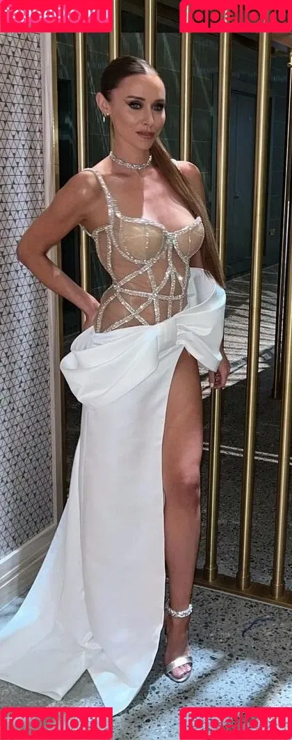 Una Healy Onlyfans Photo Gallery 