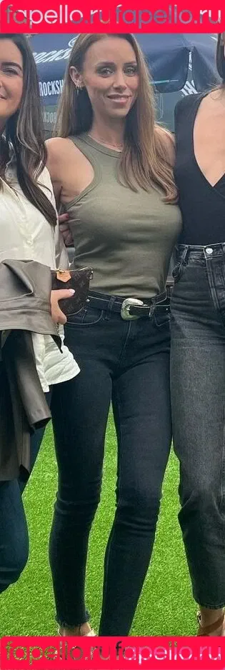 Una Healy Onlyfans Photo Gallery 