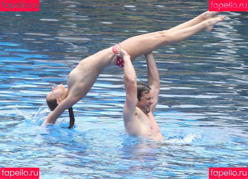 Una Healy Onlyfans Photo Gallery 