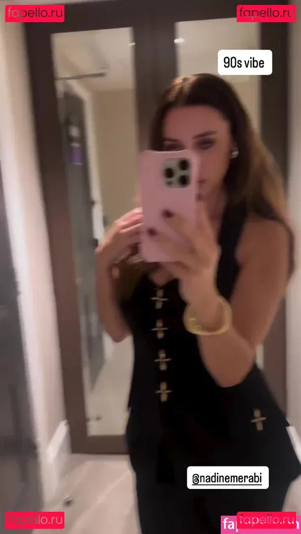 Una Healy Onlyfans Photo Gallery 