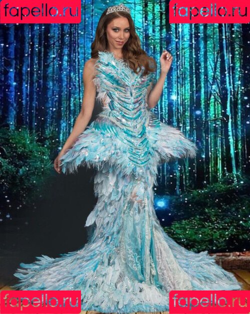 Una Healy Onlyfans Photo Gallery 