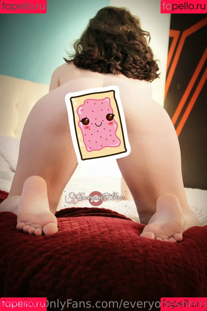 everyoneshero Onlyfans Photo Gallery 