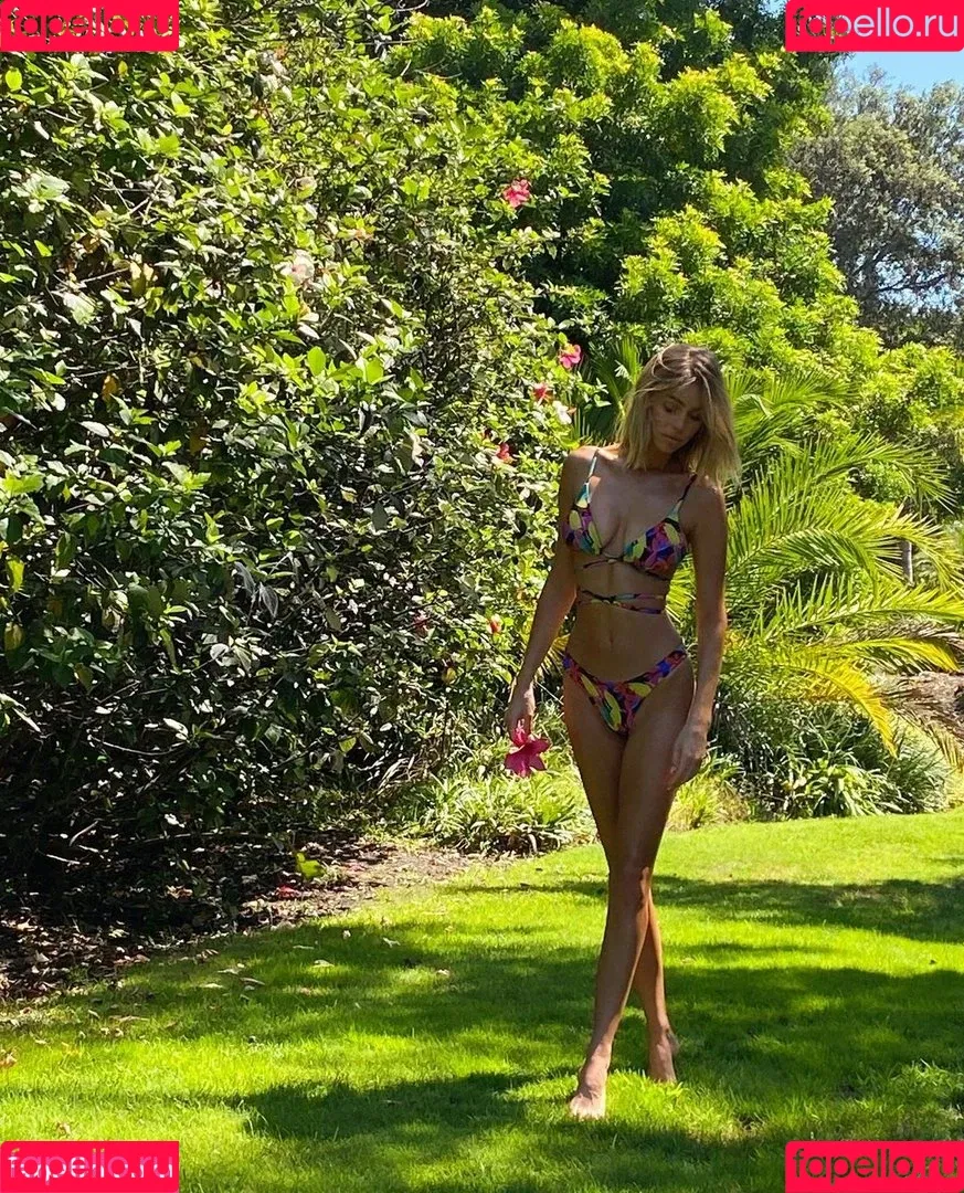 Elizabeth Turner Onlyfans Photo Gallery 