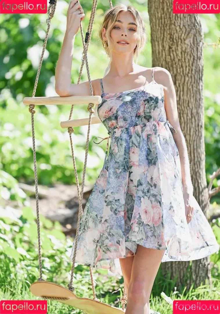 Elizabeth Turner Onlyfans Photo Gallery 
