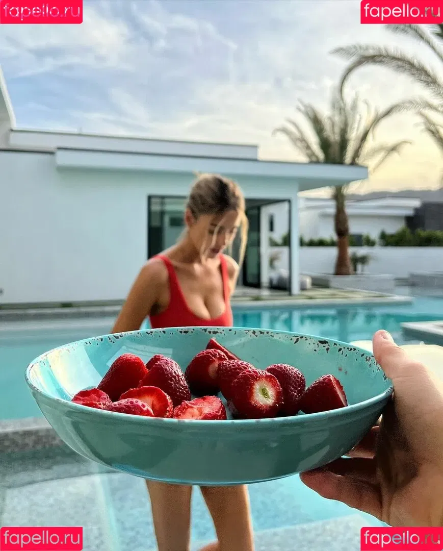 Elizabeth Turner Onlyfans Photo Gallery 