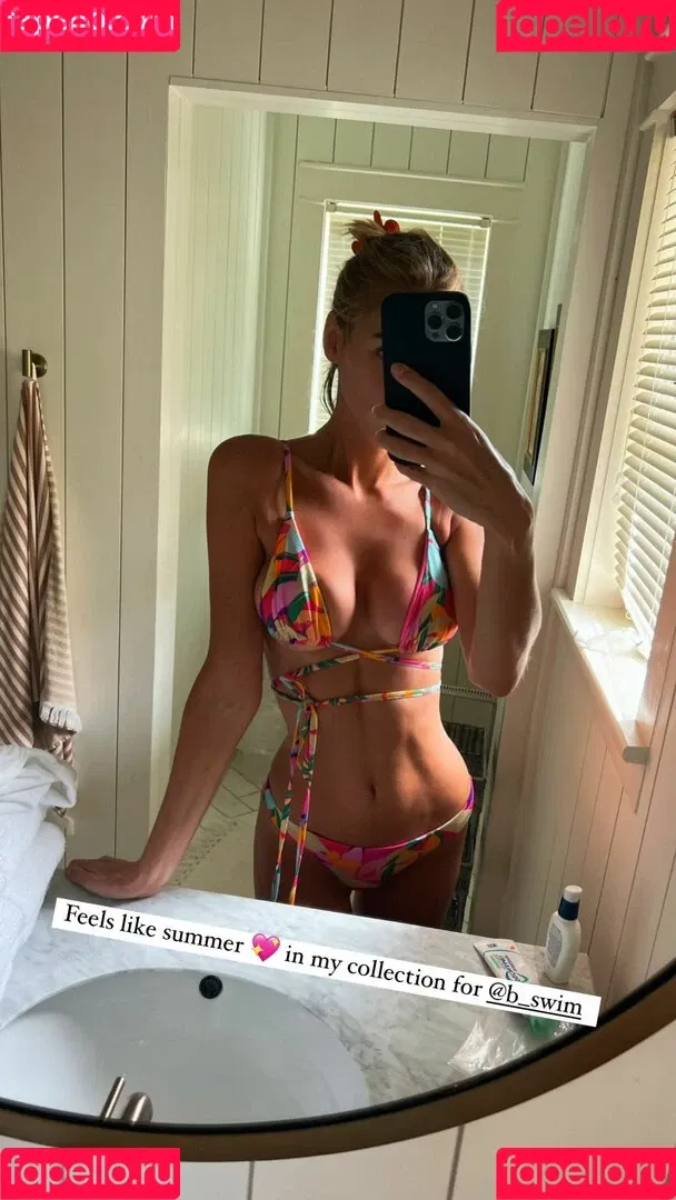 Elizabeth Turner Onlyfans Photo Gallery 