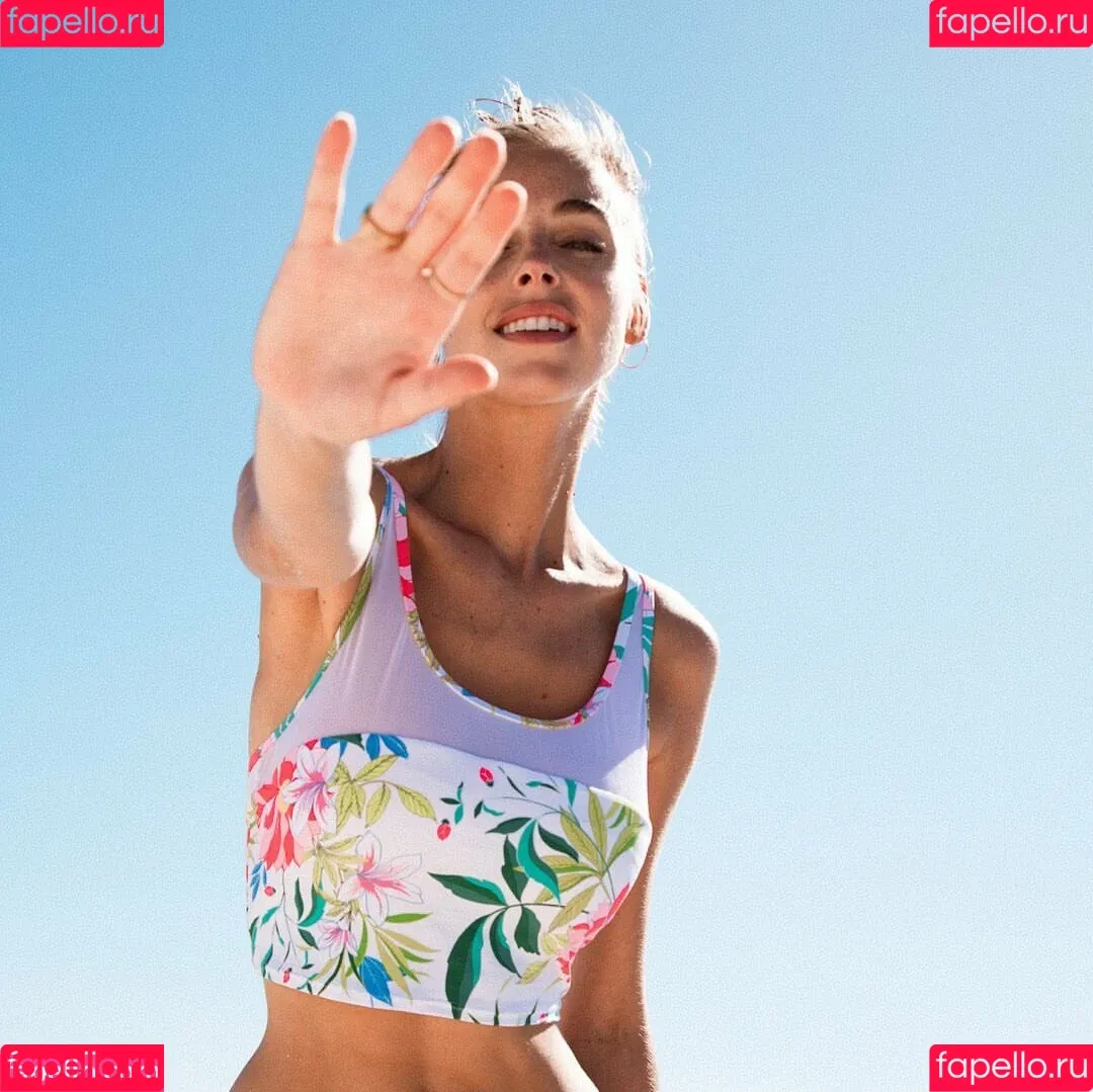 Elizabeth Turner Onlyfans Photo Gallery 