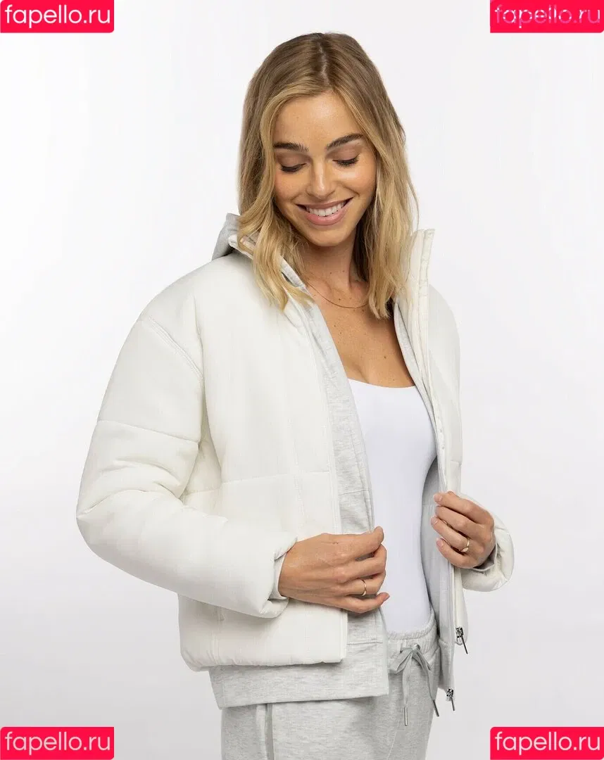 Elizabeth Turner Onlyfans Photo Gallery 