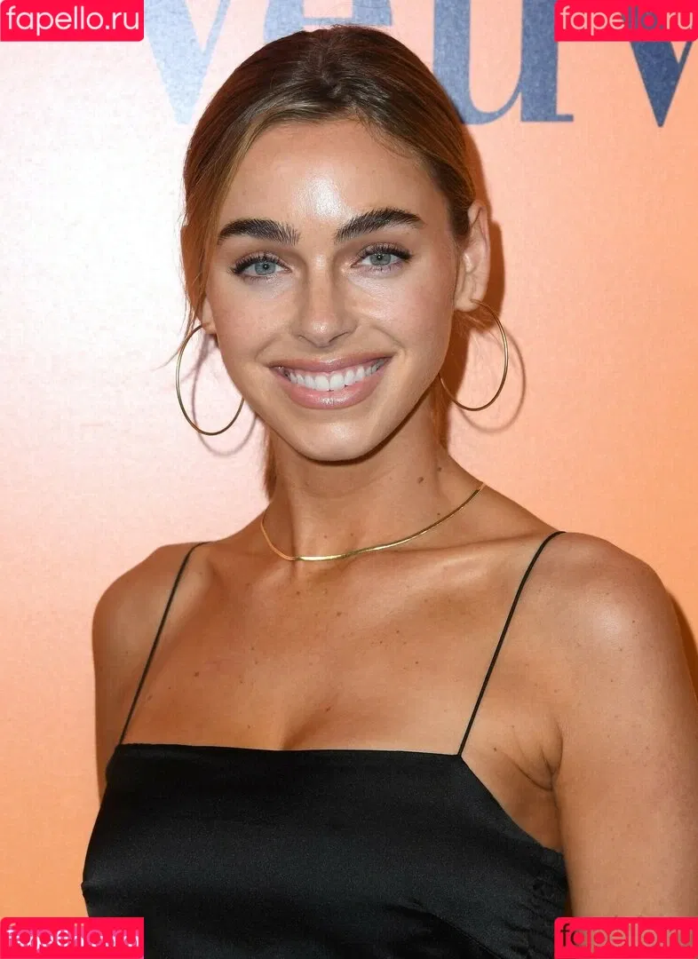 Elizabeth Turner Onlyfans Photo Gallery 