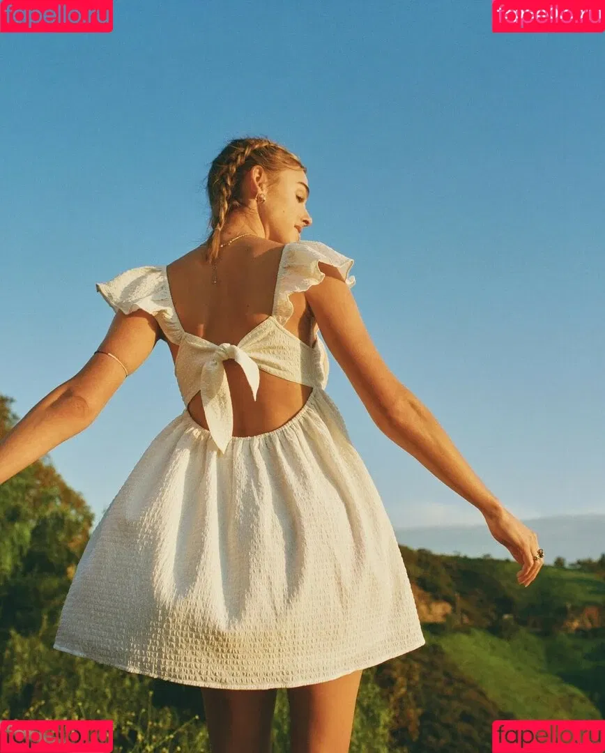 Elizabeth Turner Onlyfans Photo Gallery 