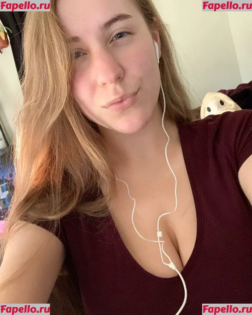Casey The Gamer Onlyfans Photo Gallery 