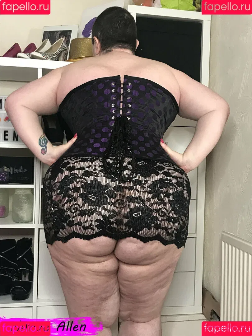 nimuesworld Onlyfans Photo Gallery 