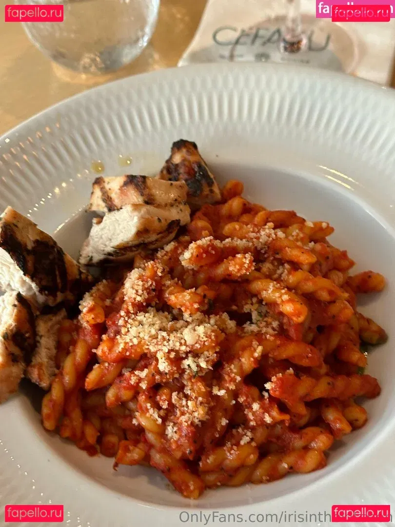 irisinthekitchen Onlyfans Photo Gallery 