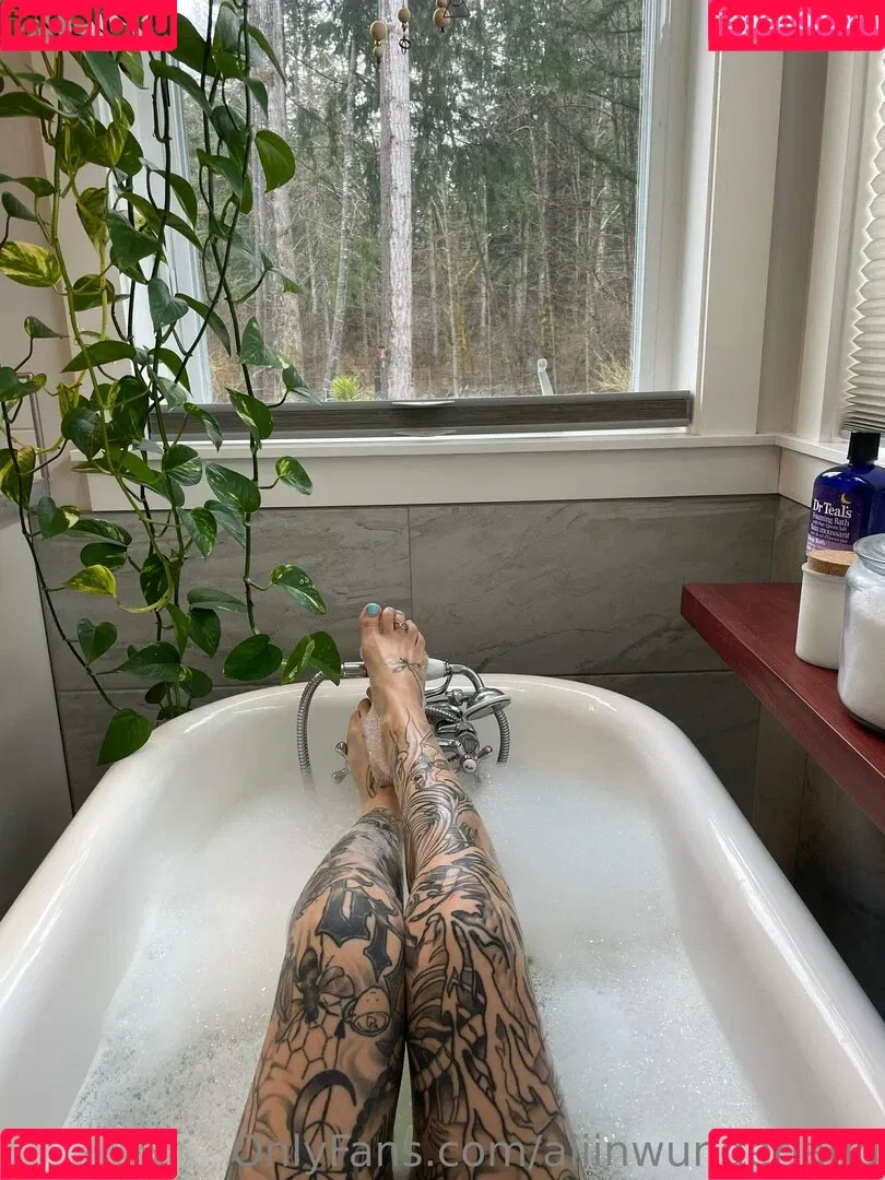 aliinwunderland Onlyfans Photo Gallery 