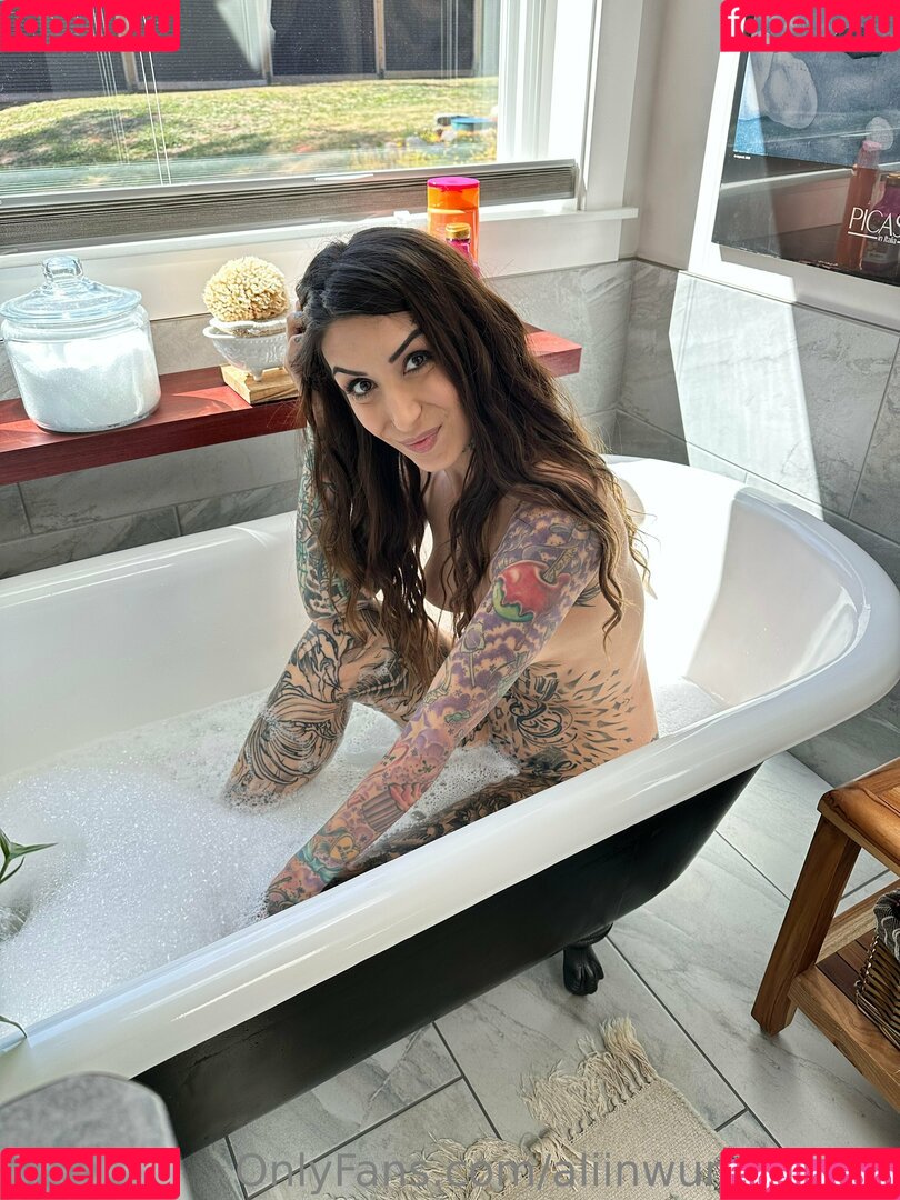 aliinwunderland Onlyfans Photo Gallery 