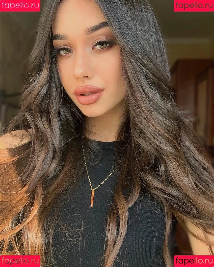 Sophia Adamova Onlyfans Photo Gallery 