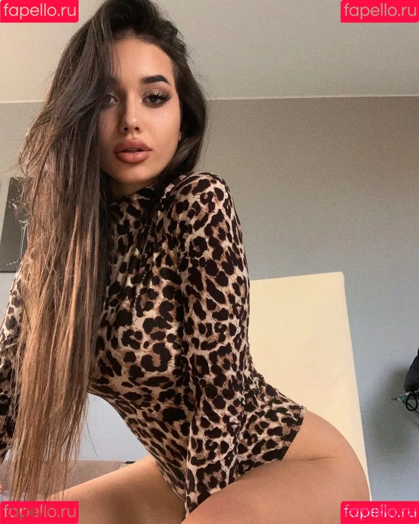 Sophia Adamova Onlyfans Photo Gallery 