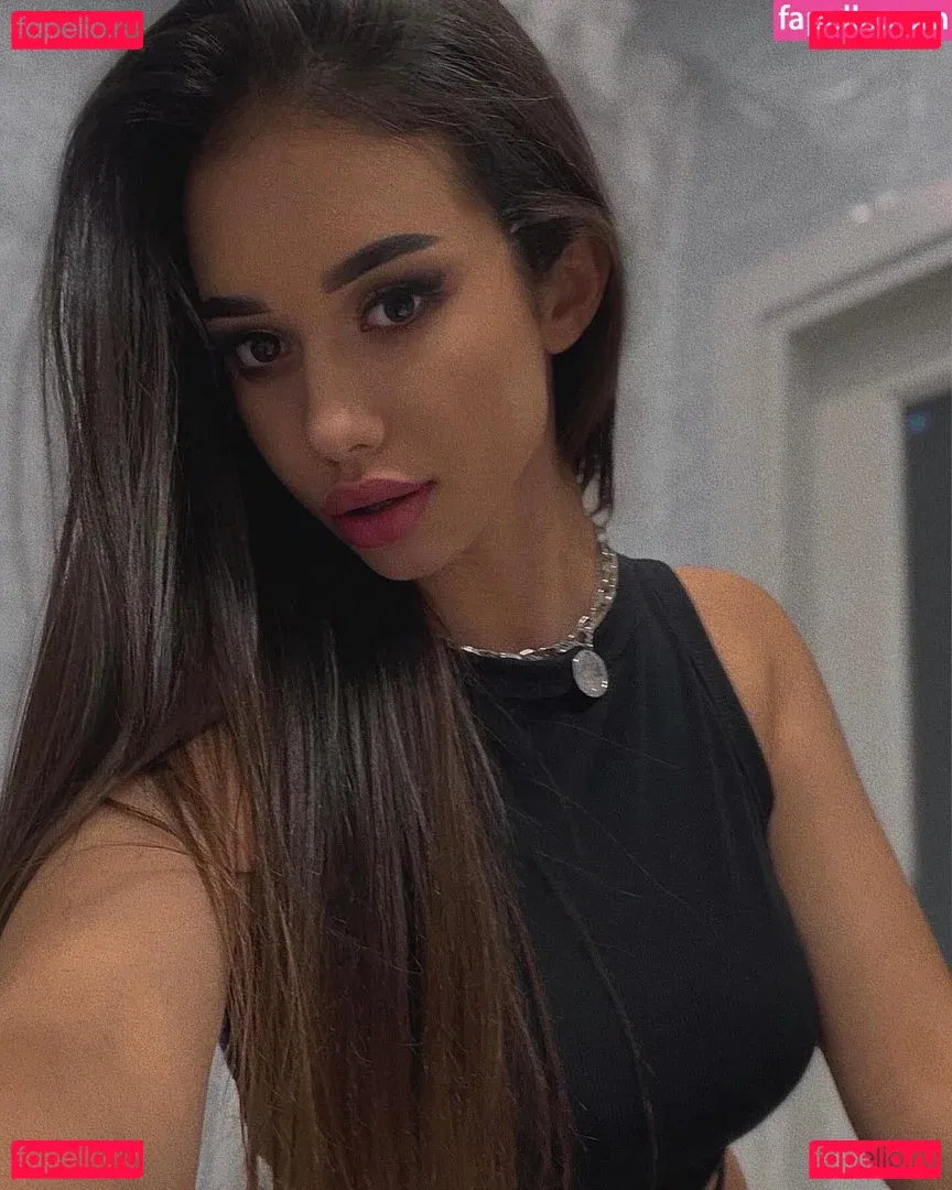 Sophia Adamova Onlyfans Photo Gallery 