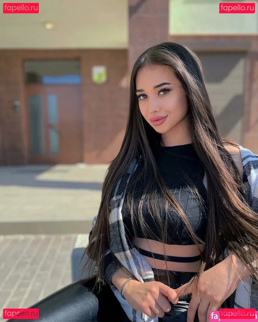 Sophia Adamova Onlyfans Photo Gallery 