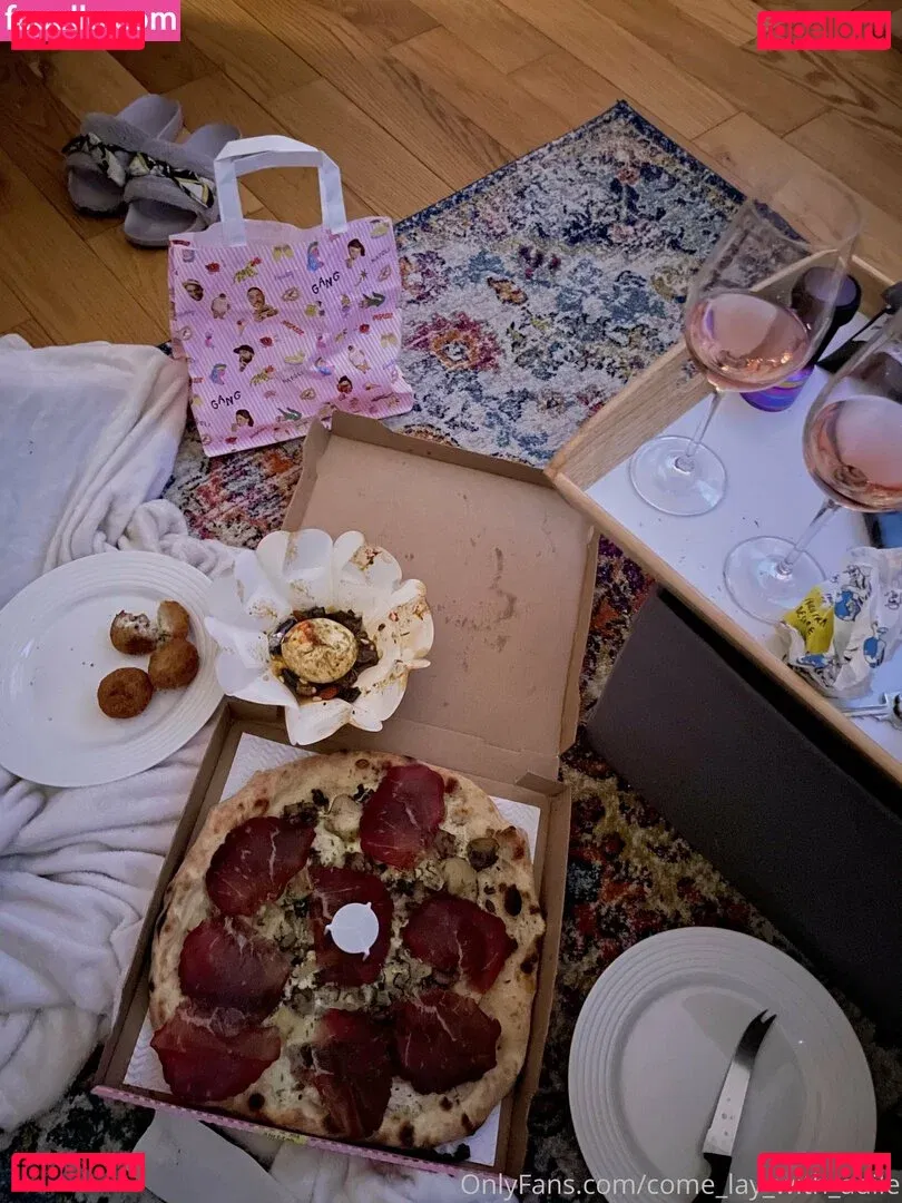 come_lay_with_adile Onlyfans Photo Gallery 