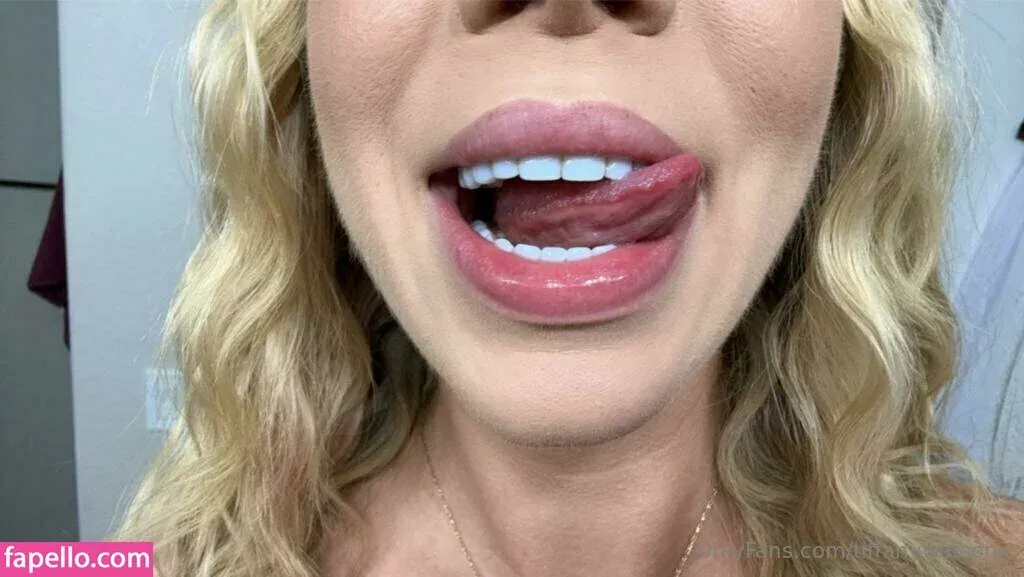 tiffanywatsonx Onlyfans Photo Gallery 