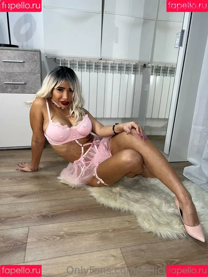 deliciusstinnykate Onlyfans Photo Gallery 