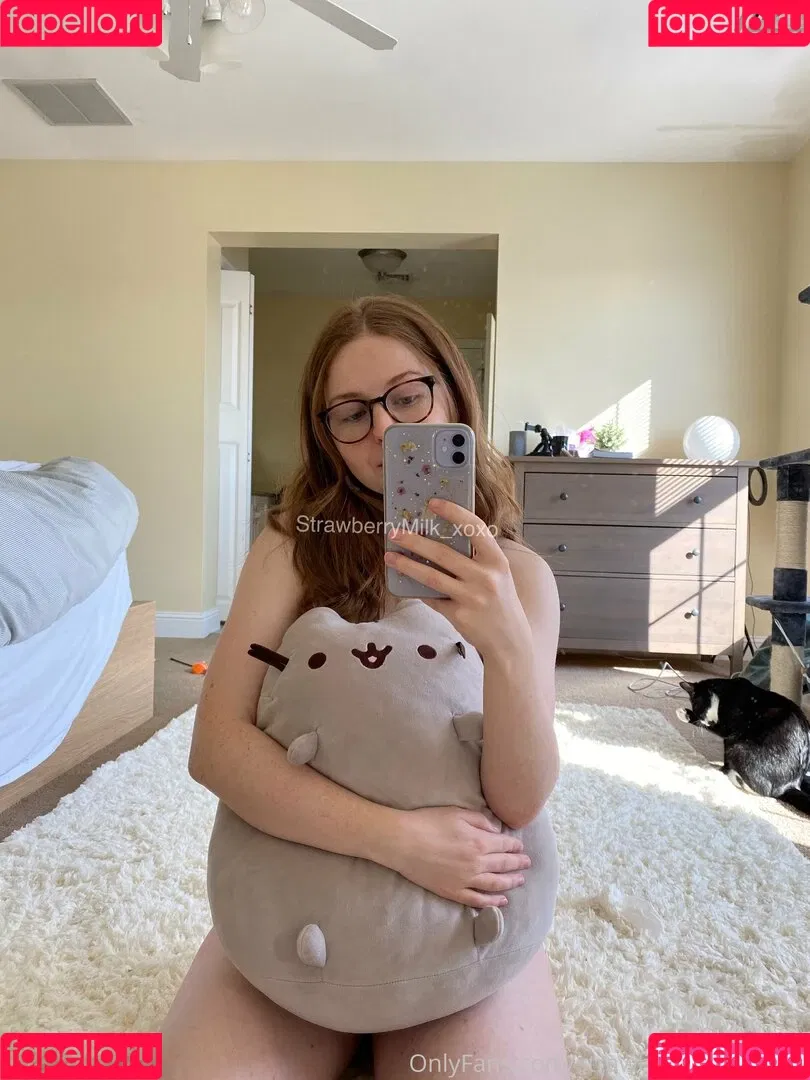 StrawberryMilk_xoxo Onlyfans Photo Gallery 