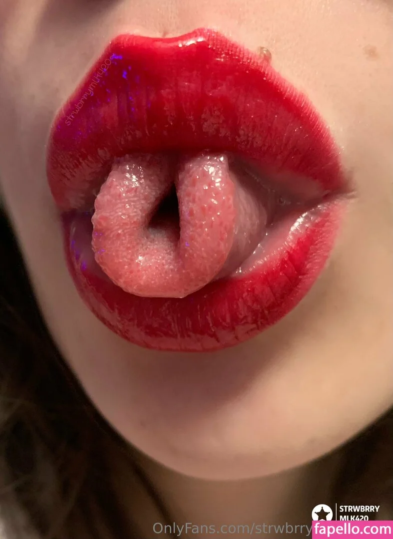 StrawberryMilk_xoxo Onlyfans Photo Gallery 