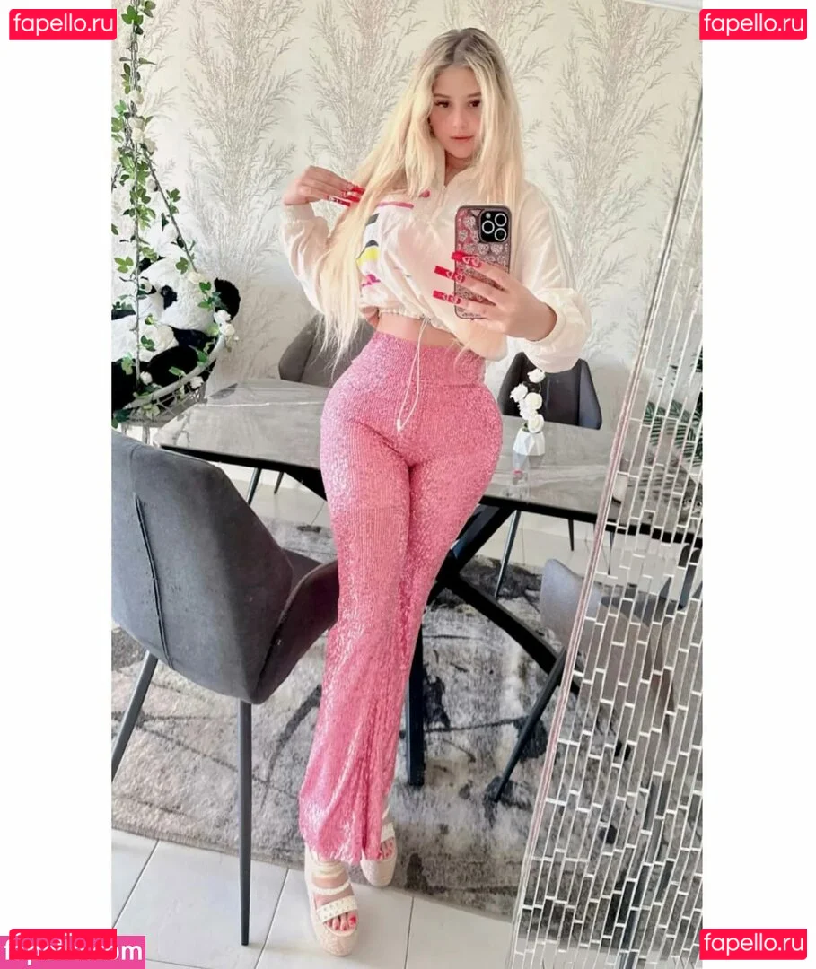 babycaroofficial Onlyfans Photo Gallery 