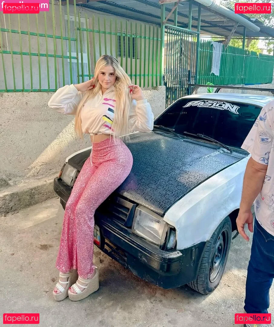 babycaroofficial Onlyfans Photo Gallery 