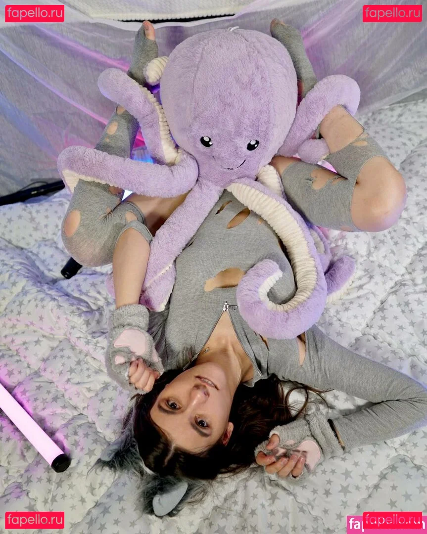 Ocumi Onlyfans Photo Gallery 