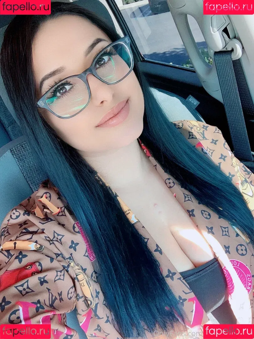laylalovelyxxx Onlyfans Photo Gallery 