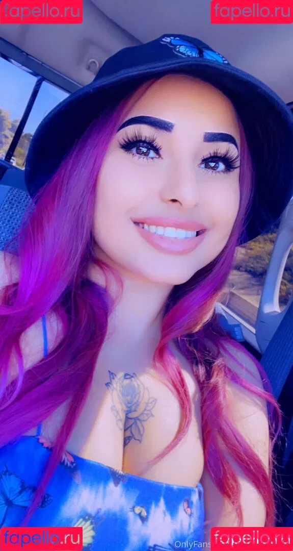 laylalovelyxxx Onlyfans Photo Gallery 