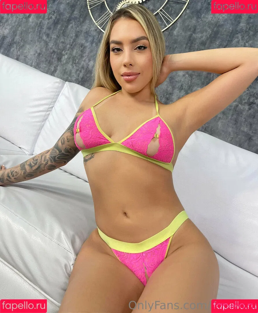 candyzz Onlyfans Photo Gallery 