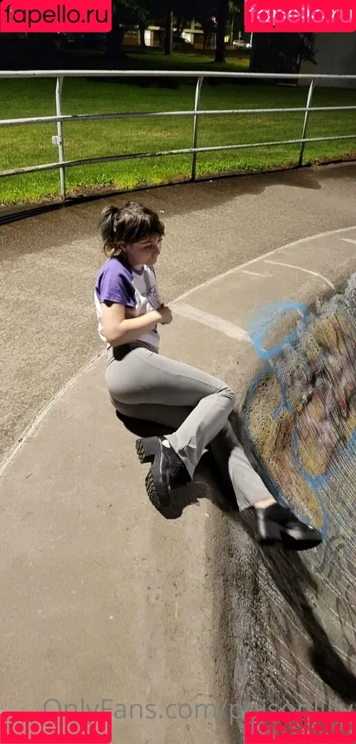 poisonlilly Onlyfans Photo Gallery 