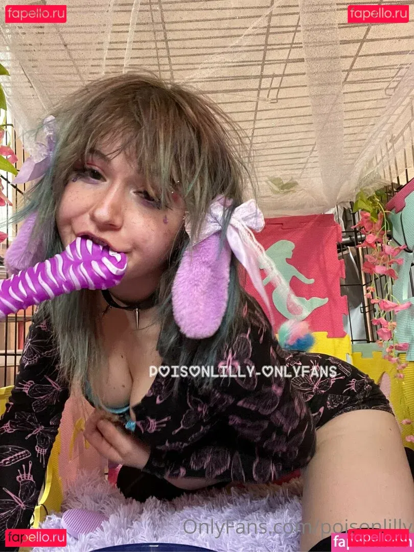 poisonlilly Onlyfans Photo Gallery 