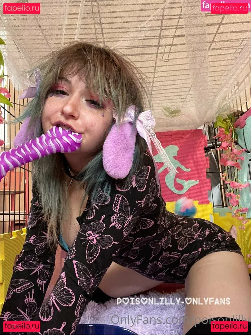 poisonlilly Onlyfans Photo Gallery 
