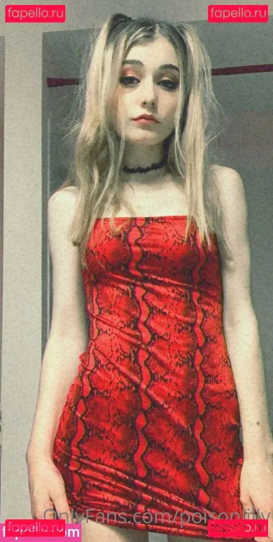 poisonlilly Onlyfans Photo Gallery 
