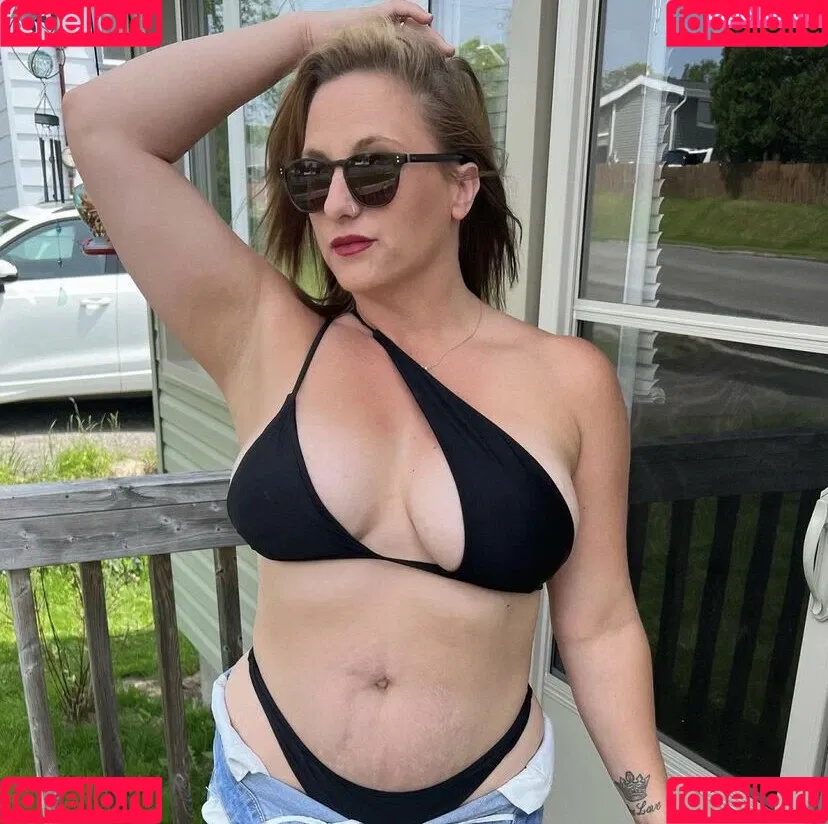 Christine Smoke Onlyfans Photo Gallery 