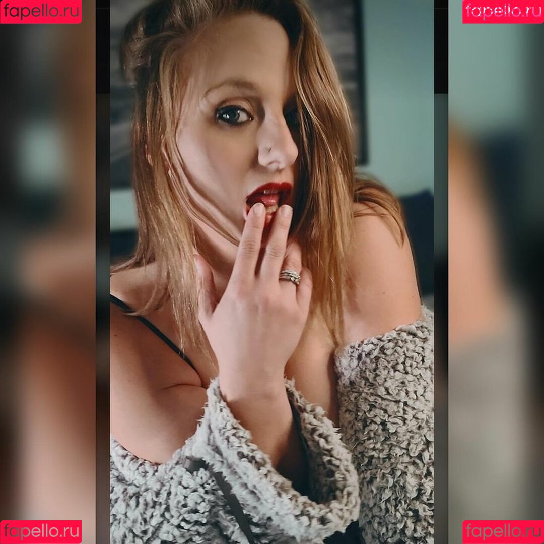 Christine Smoke Nude Onlyfans Photo 21
