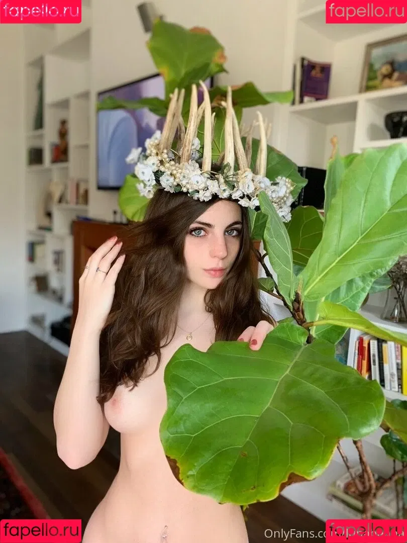 Luna Benna Onlyfans Photo Gallery 