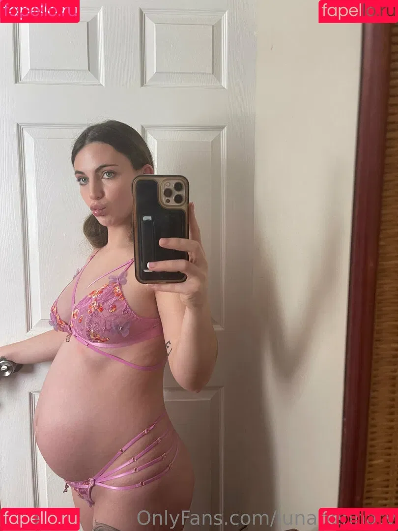 Luna Benna Onlyfans Photo Gallery 