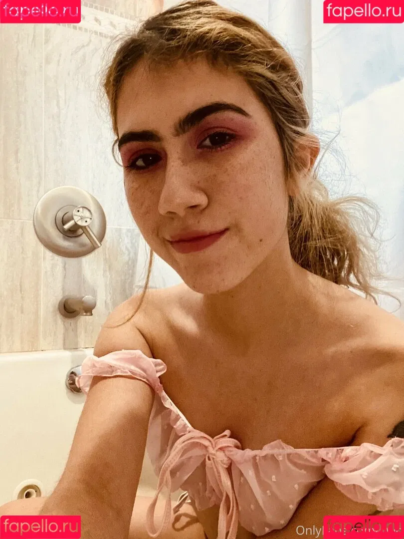 adrixela Onlyfans Photo Gallery 